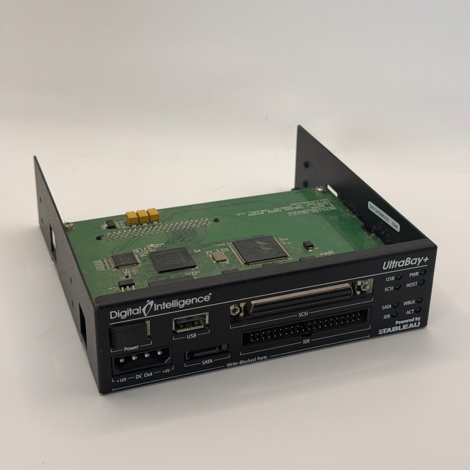 Digital Intelligence UltraBay+ T3458is Forensic Bridge SATA SCSI IDE Tableau