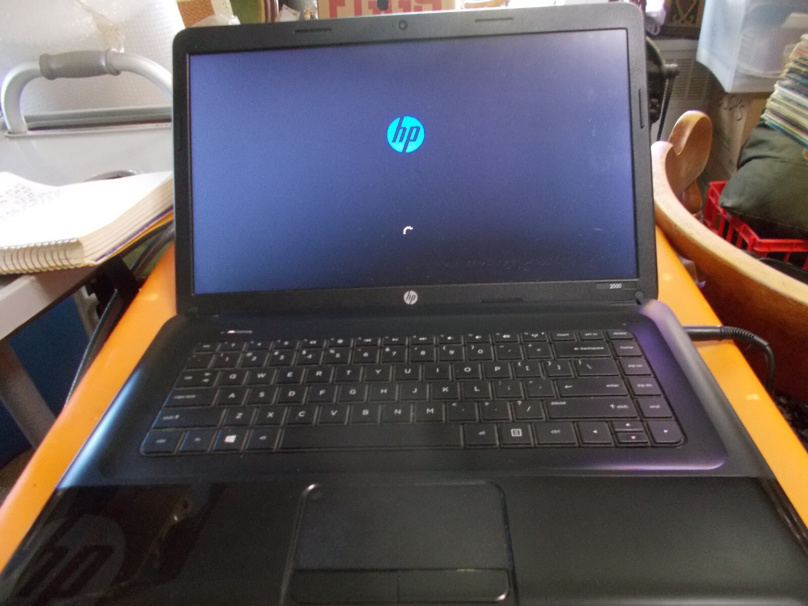 HP 2000-2d19wm 15.6in.