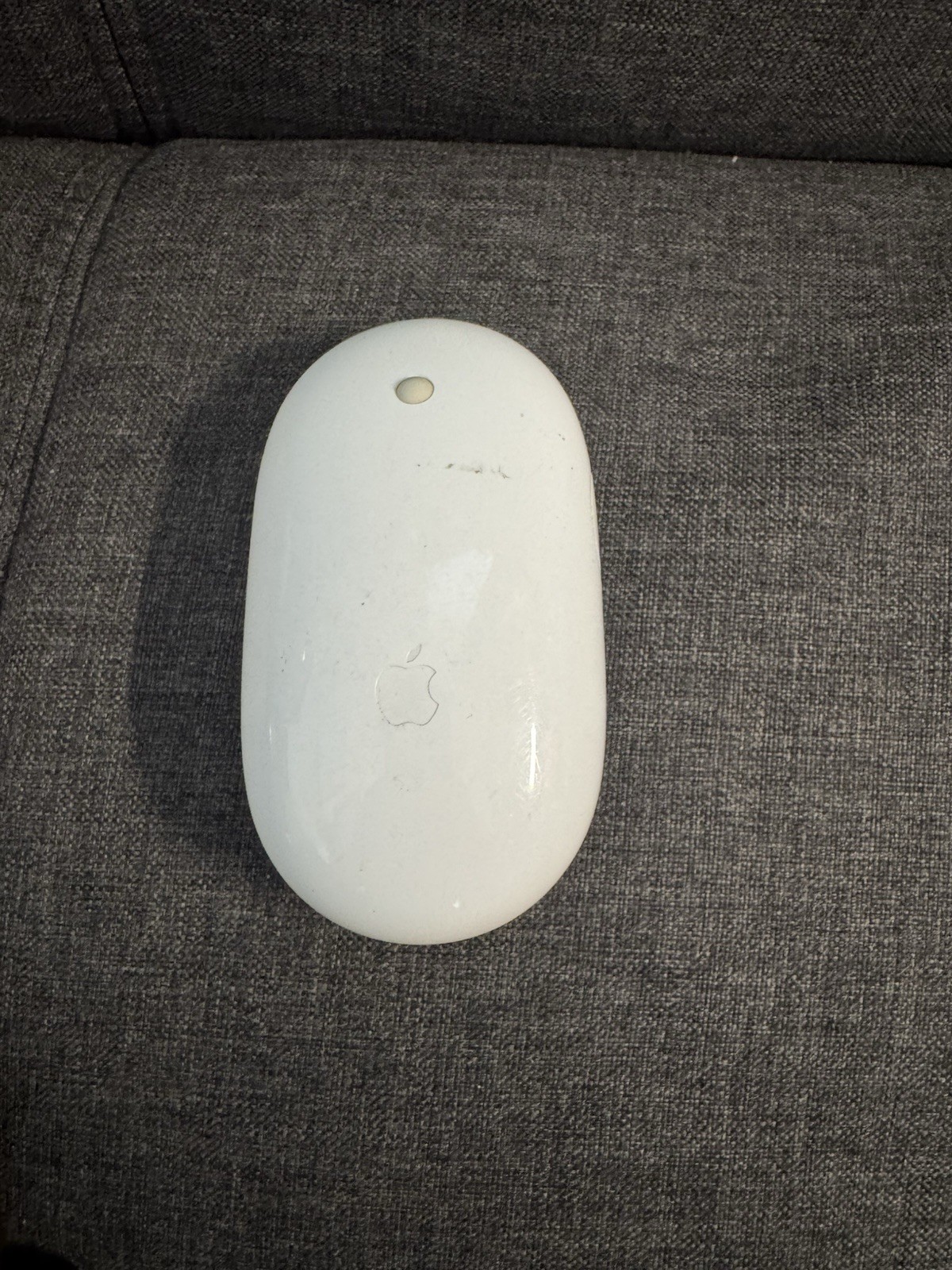 GENUINE APPLE WIRELESS BLUETOOTH MOUSE A1197
