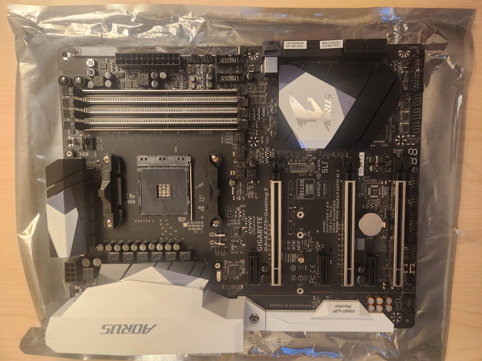 Gigabyte Aorus GA-AX370 Gaming 5 motherboard