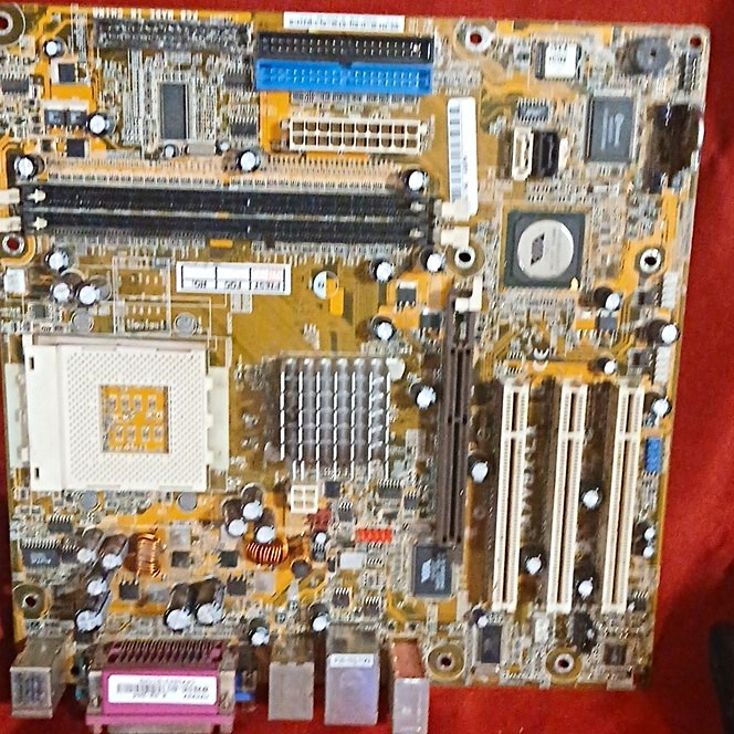 MicroATX Socket 462/A AMD DDR1 2 RAM Slots AGP PCI VGA USB 2.0 LAN