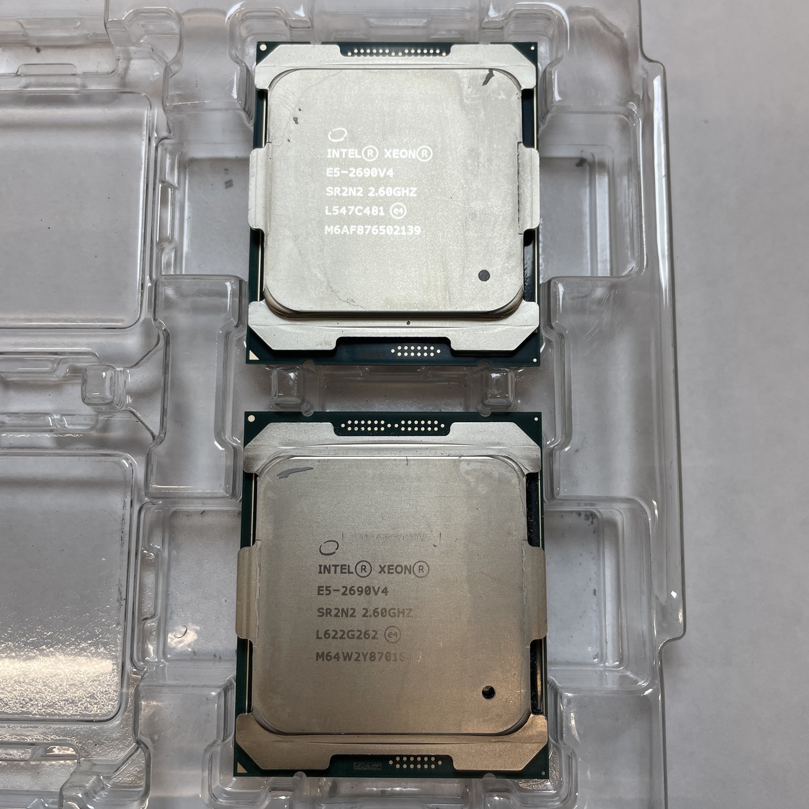 Matching Pair Intel Xeon E5-2690 v4 SR2N2 2.60GHz 14-Core LGA2011-3 35MB CPU