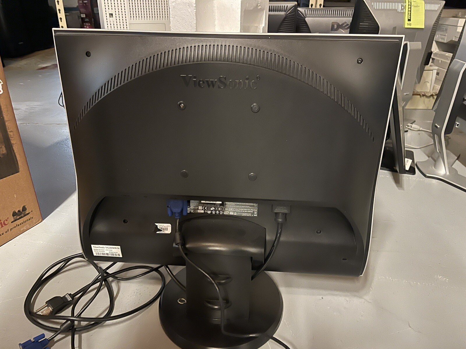 ViewSonic VG2030WM LCD Monitor
