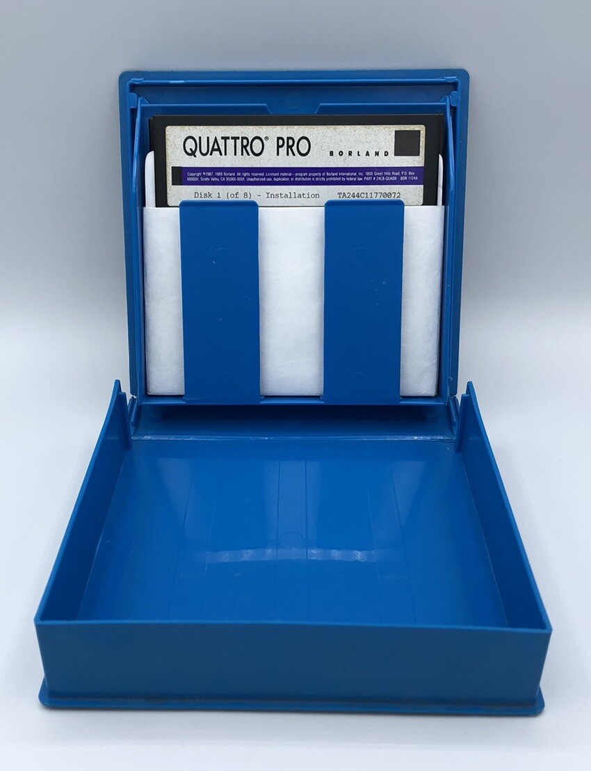 VTG 1989 Borland Quattro Pro Installation 5.25" Floppy Disks #1-8 w/Hard Case