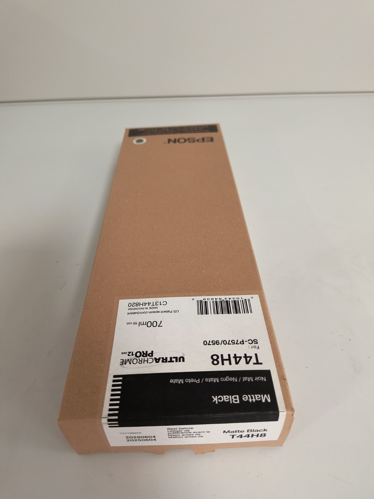 Genuine Epson T44H8 700ml Matte Black Ink Cartridge for 7570/9570 Series Printer