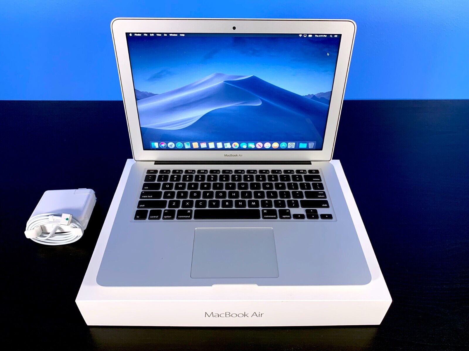 Apple MacBook Air 13 inch 2015 - Core i5 - 8GB RAM - 512GB SSD - MONTEREY
