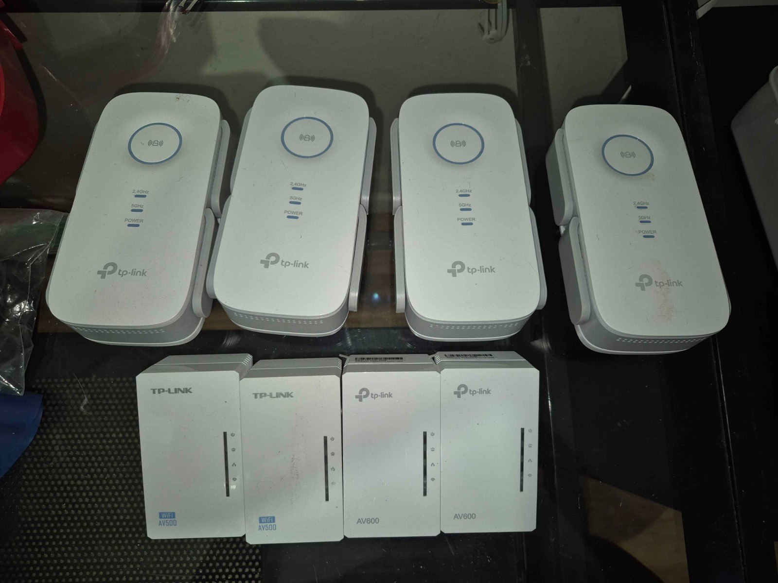 4x TP-LINK RE650 AC2600 Wi-Fi Extender + 2x AV500 + 2x AV600 Powerline Extenders
