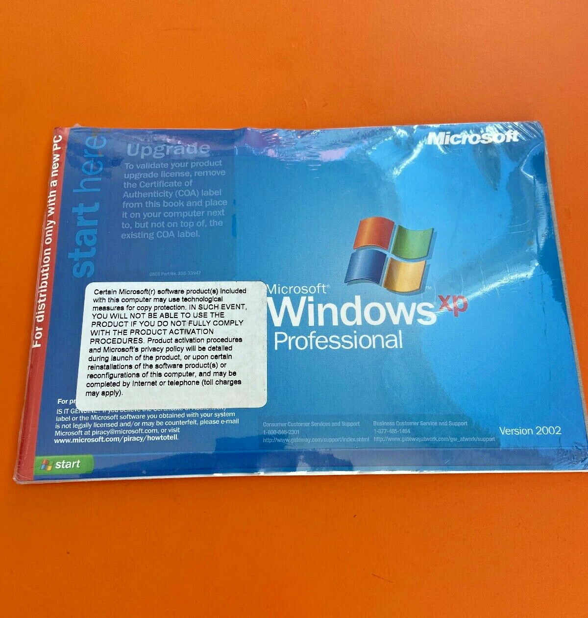 Microsoft Windows XP Professional Upgrade w/ Product Key CD Version 2002
