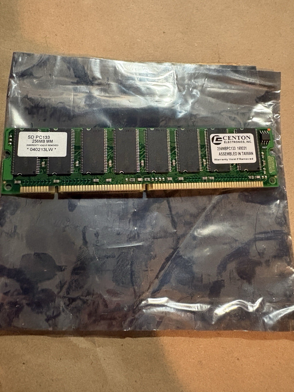 Centon 256MB PC133 SDRAM 168-Pin Desktop RAM Memory Vintage Untested