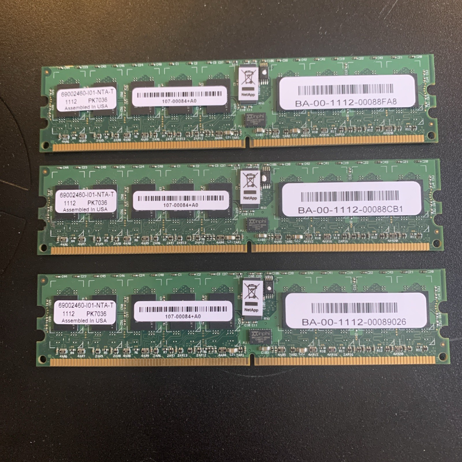 Lot of 3 NetApp 107-00084+A0 2GB DDR2-667 PC2-5300 ECC RDIMM RAM