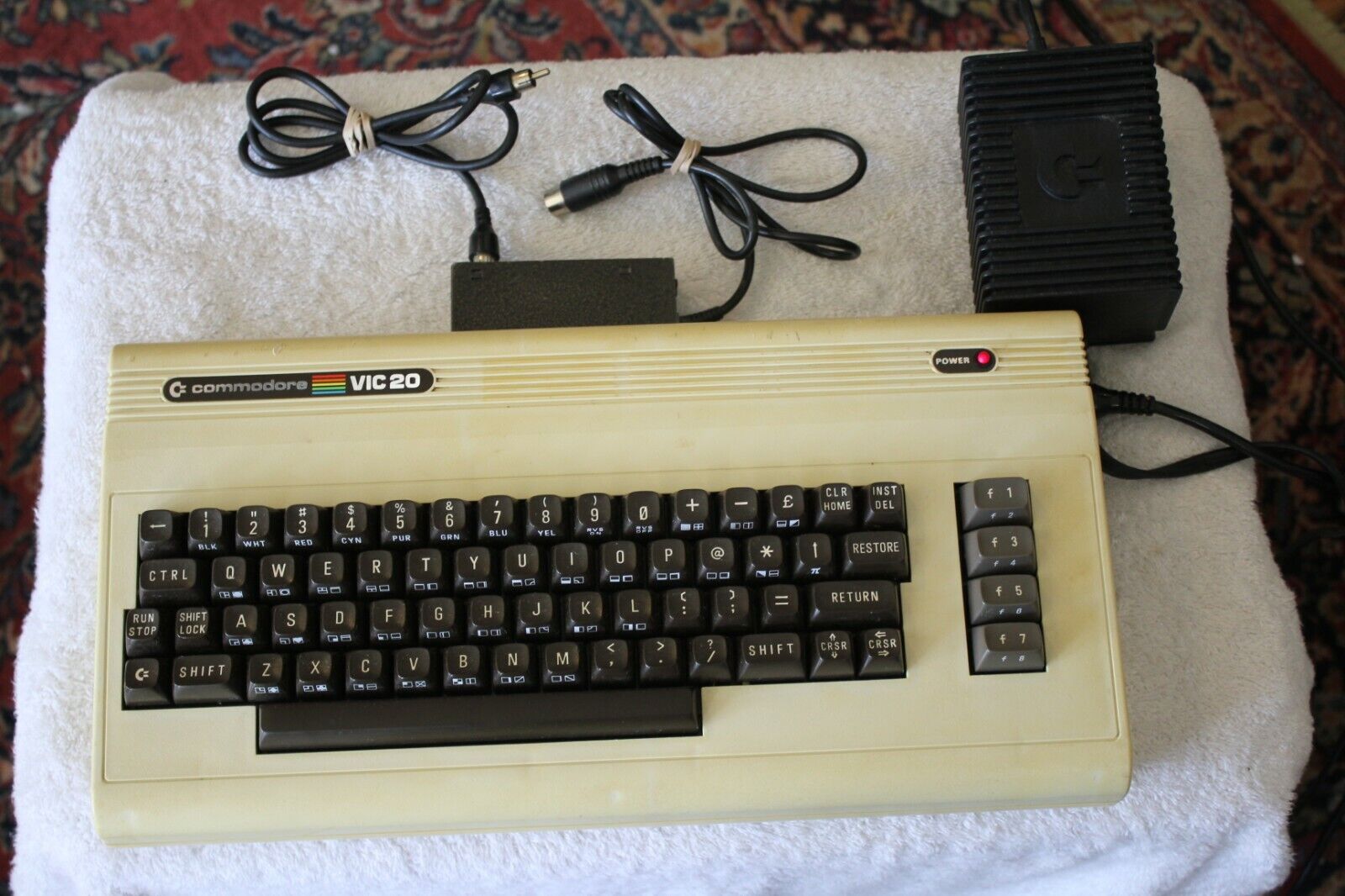 Vintage Commodore VIC 20 Keyboard Computer Console feb21 #F
