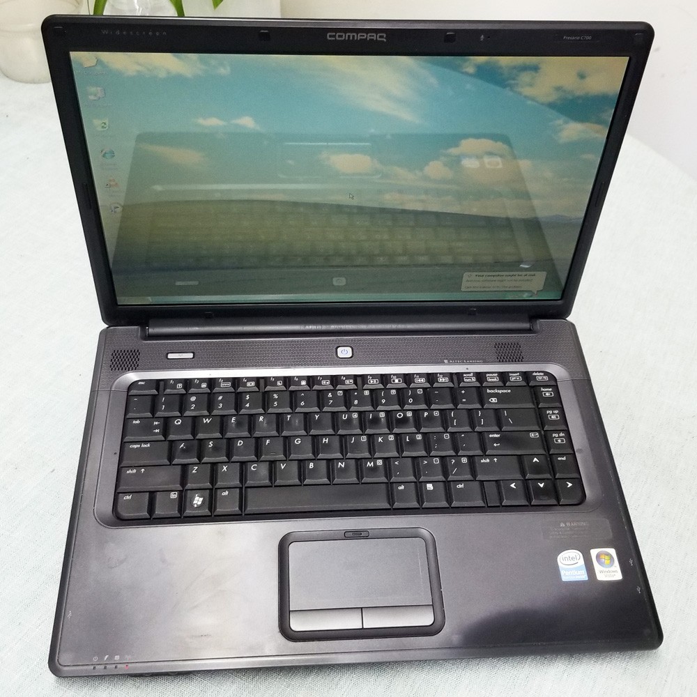 HP Compaq Presario C700 15.4" Laptop  3GB RAM 120GB HDD Windows XP