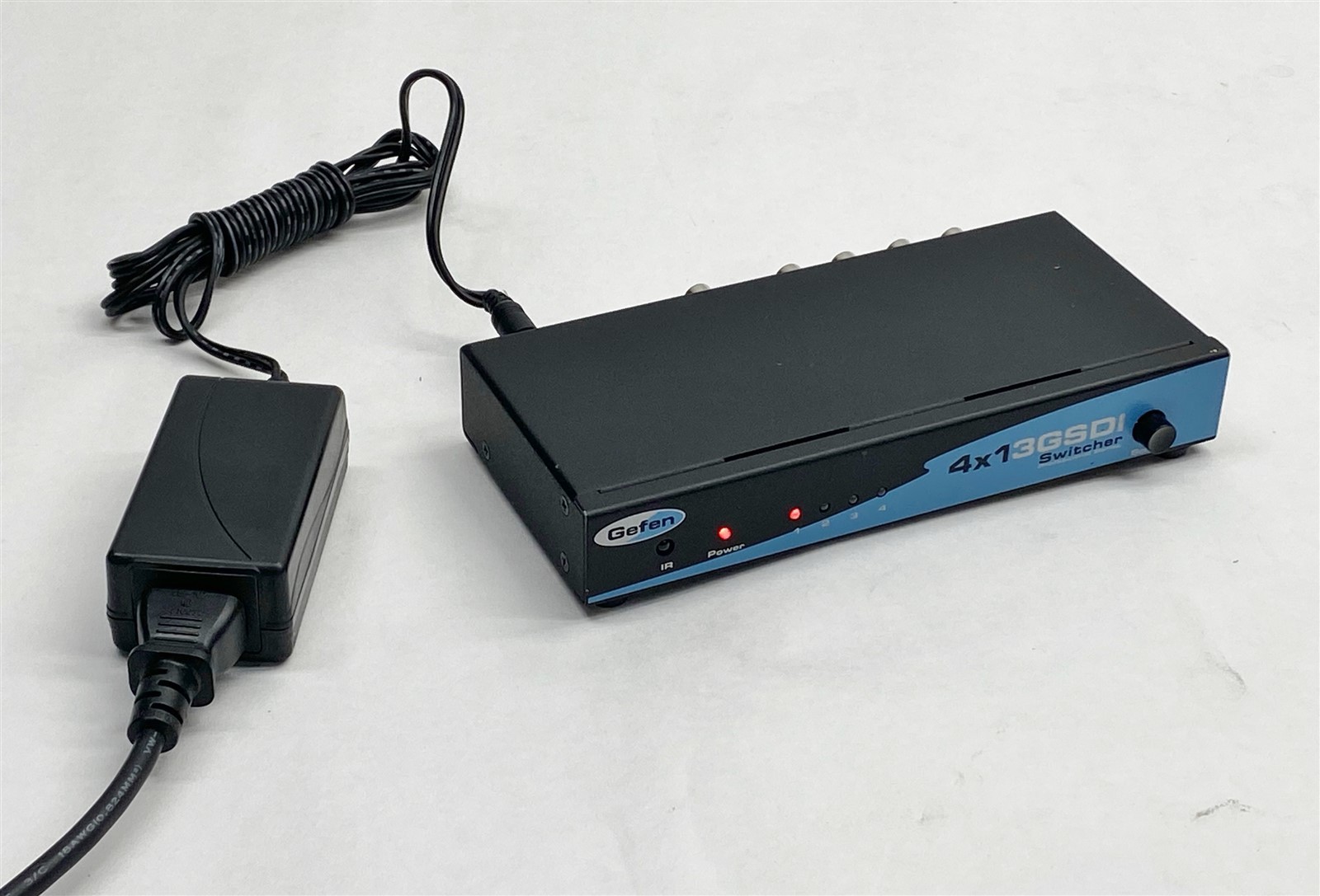 Gefen EXT-3GSDI-441 4x1 3G-SDI HD-SDI Video Switcher Selector w/ Power Supply