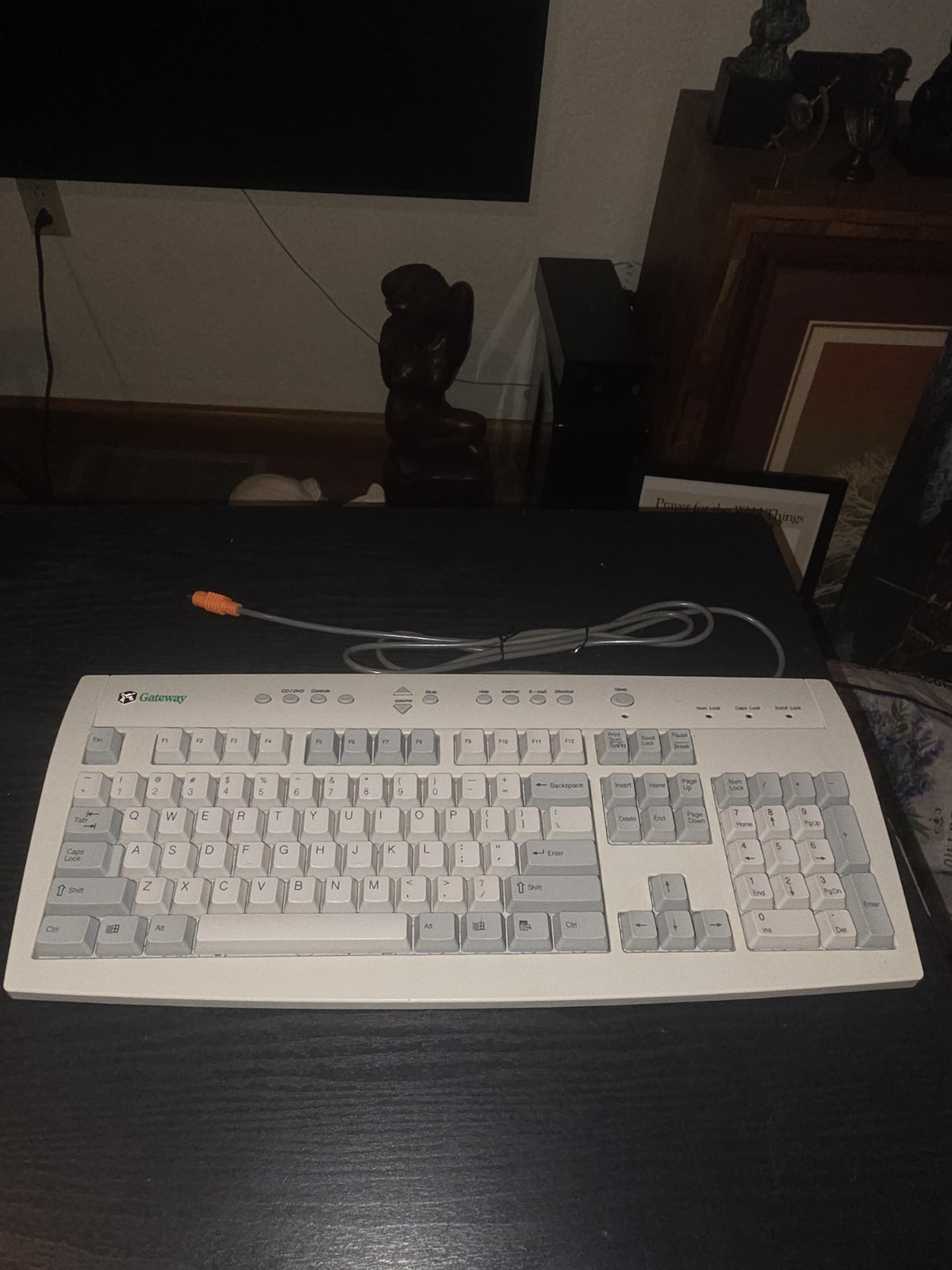 Vintage Gateway Computer Keyboard PS/2 Wired G9900H 7001603 
