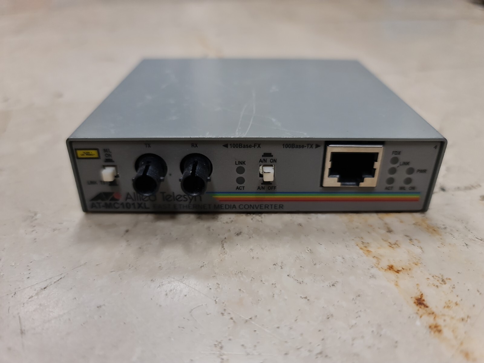 Allied Telesis at-mc101xl-20 fast ethernet media converter