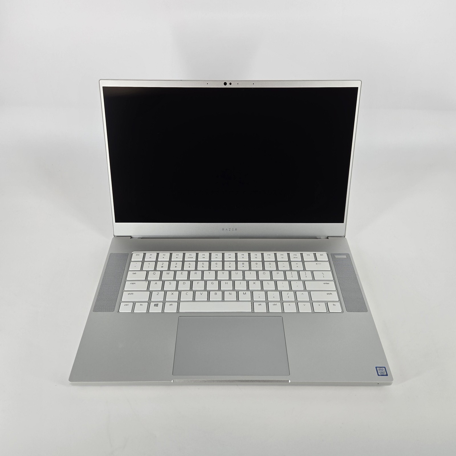 Razer Blade 15 Advanced 240Hz FHD i7-9750H 2.60GHz 16GB 512GB SSD RTX 2070 Max-Q