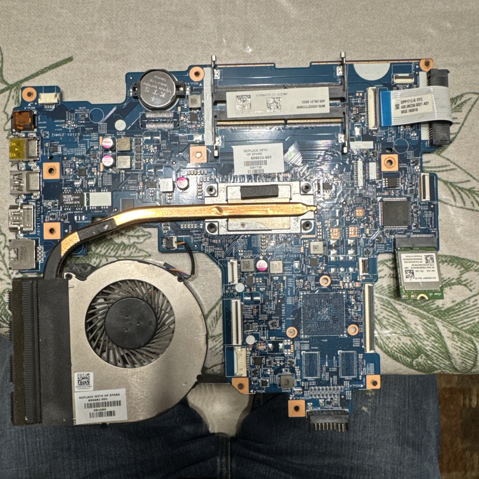 HP 17-X114DX 17-X115DX Series MotherBoard Intel SR2ZU i5-7200U 2.5GHZ 859033-601