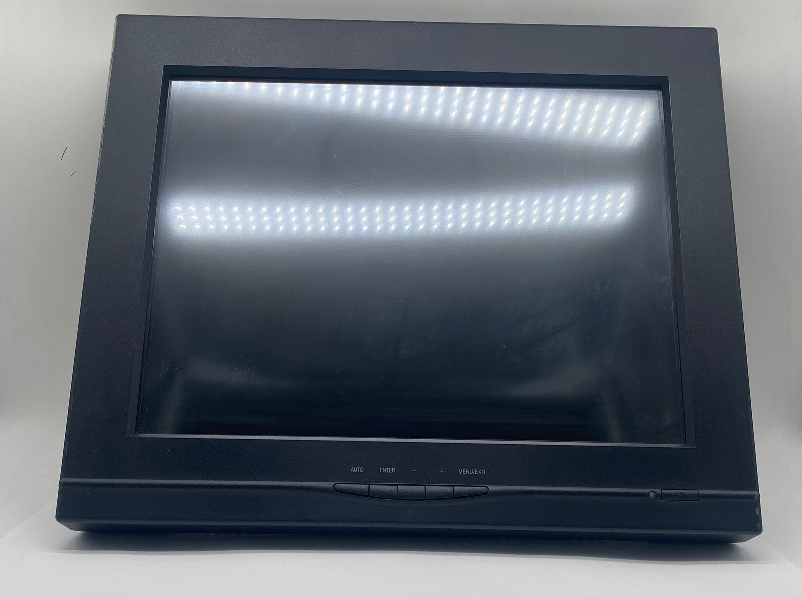 ELO Touch Systems ET1524L-7CWC-NL-GRY Touch Screen Monitor 15" 
