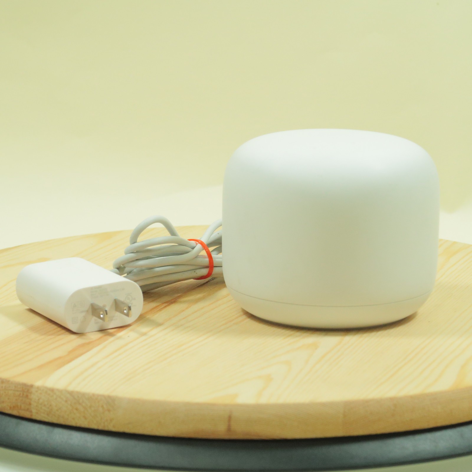 Google Nest H2D AC2200 Mesh WiFi Router With Power Cable