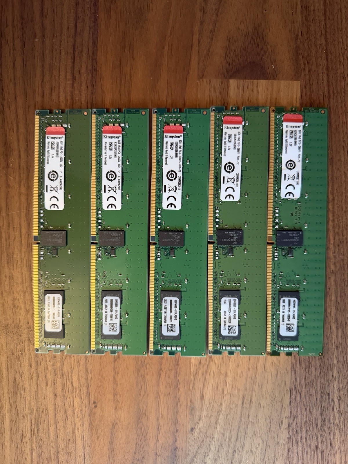 Kingston Server Premier 8GB 1Rx8 PC4-2666 CL19 288 RDIMM Server Memory RAM