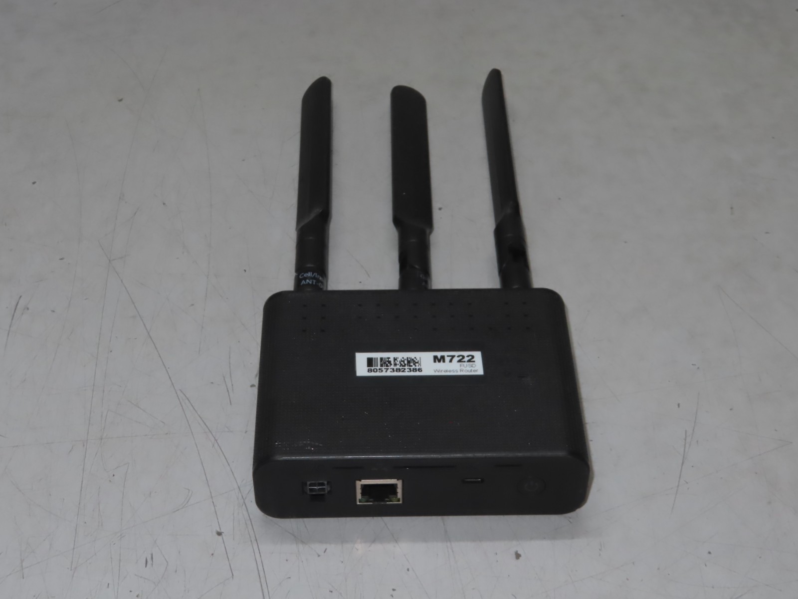 INSEEGO SKYUS 160  SK160-VZ CELLULAR GATEWAY Router ** Verizon ONLY **