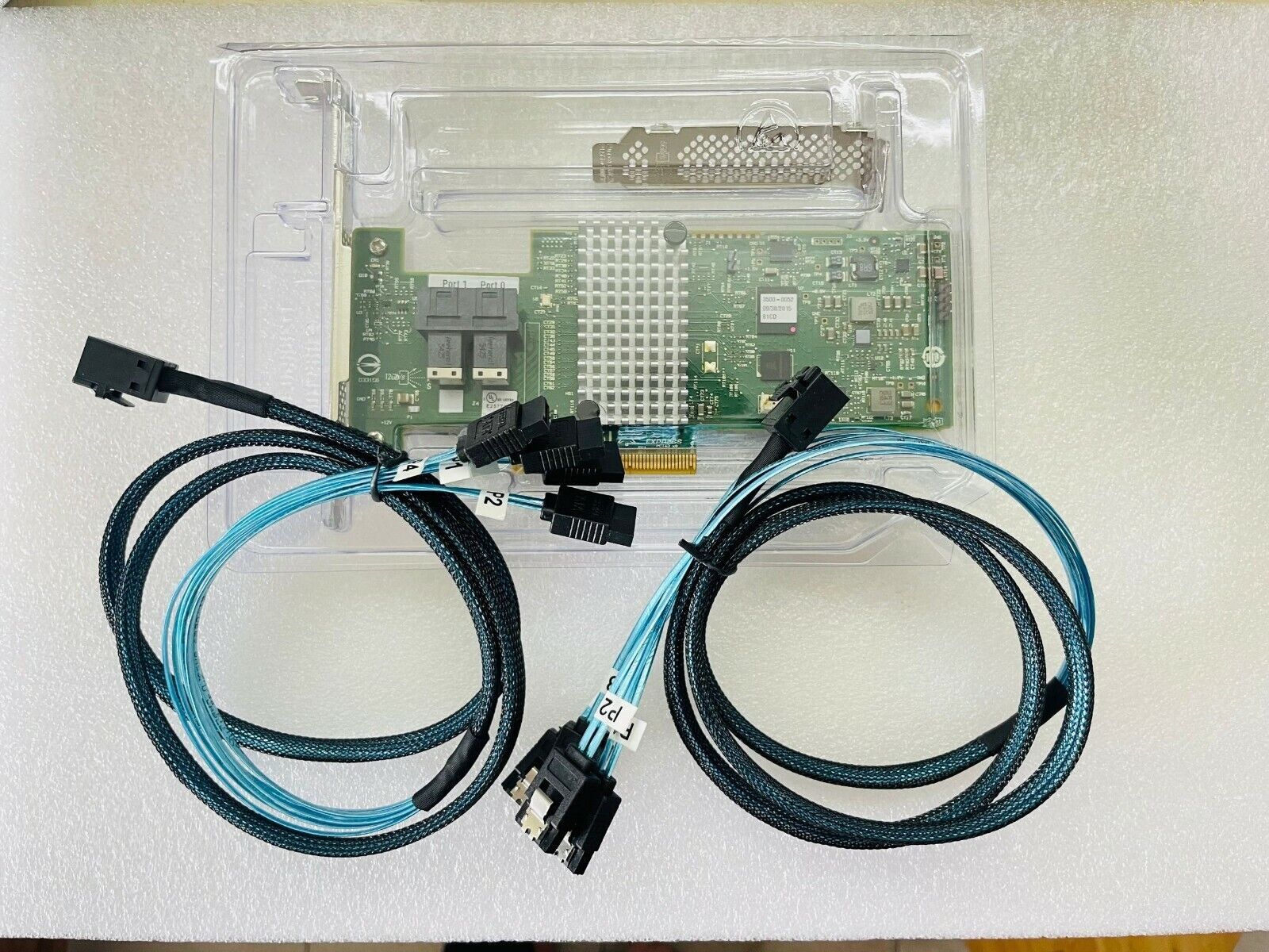IBM 9300-8I LSI SAS3008 12G HBA IT Mode ZFS FreeNAS UnRAID 2*SFF-8643 Cable