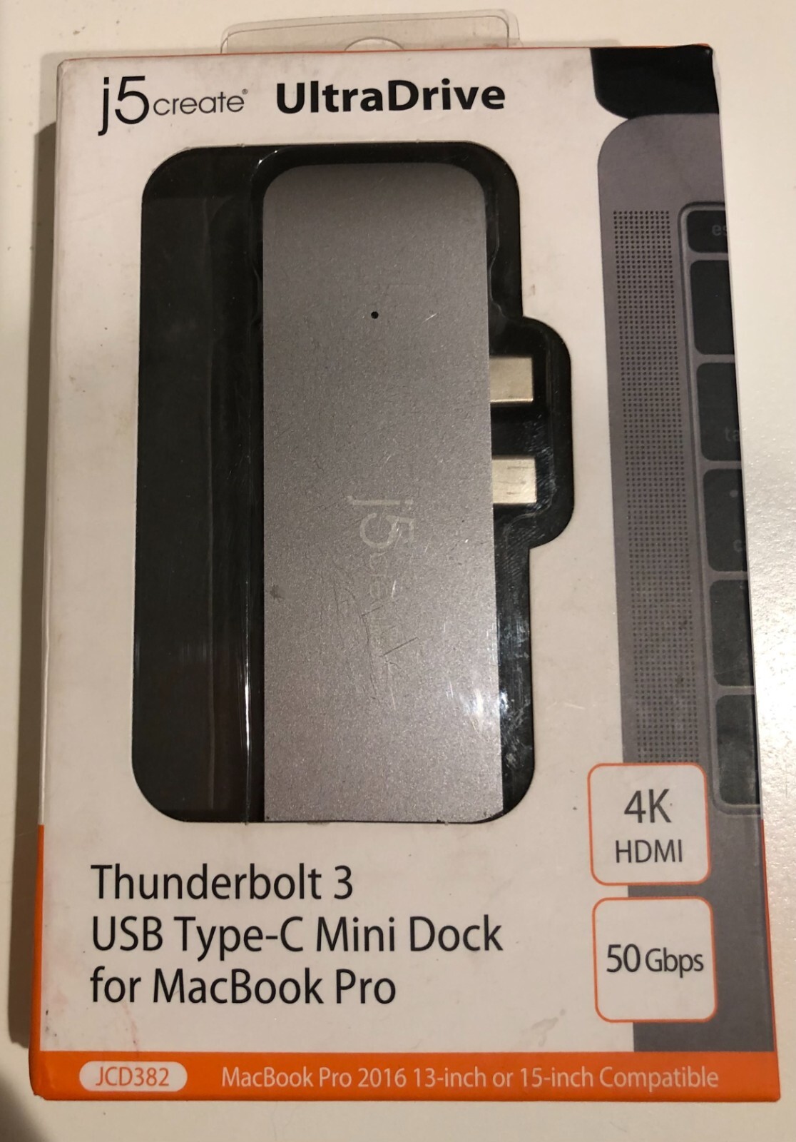 j5 create UltraDrive Thunderbolt 3 USB Type-C MacBook Pro Mini Dock JCD382