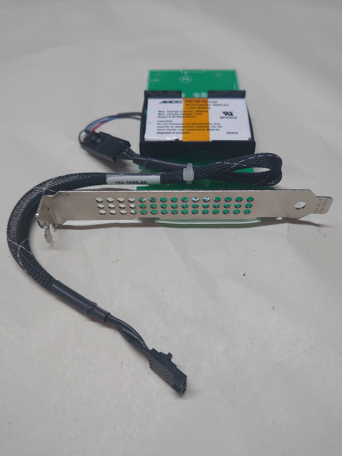 AMCC 3ware 500-3210-02 BBU Remote Battery Mount, 1800mAh Li-ion, 190-3010-00
