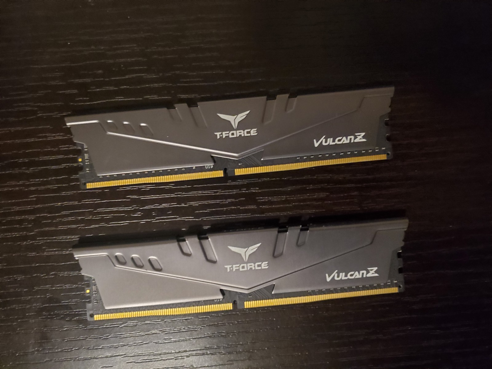 TEAMGROUP T-Force Vulcan Z 16GB (2x8GB) DDR4-3200mhz
