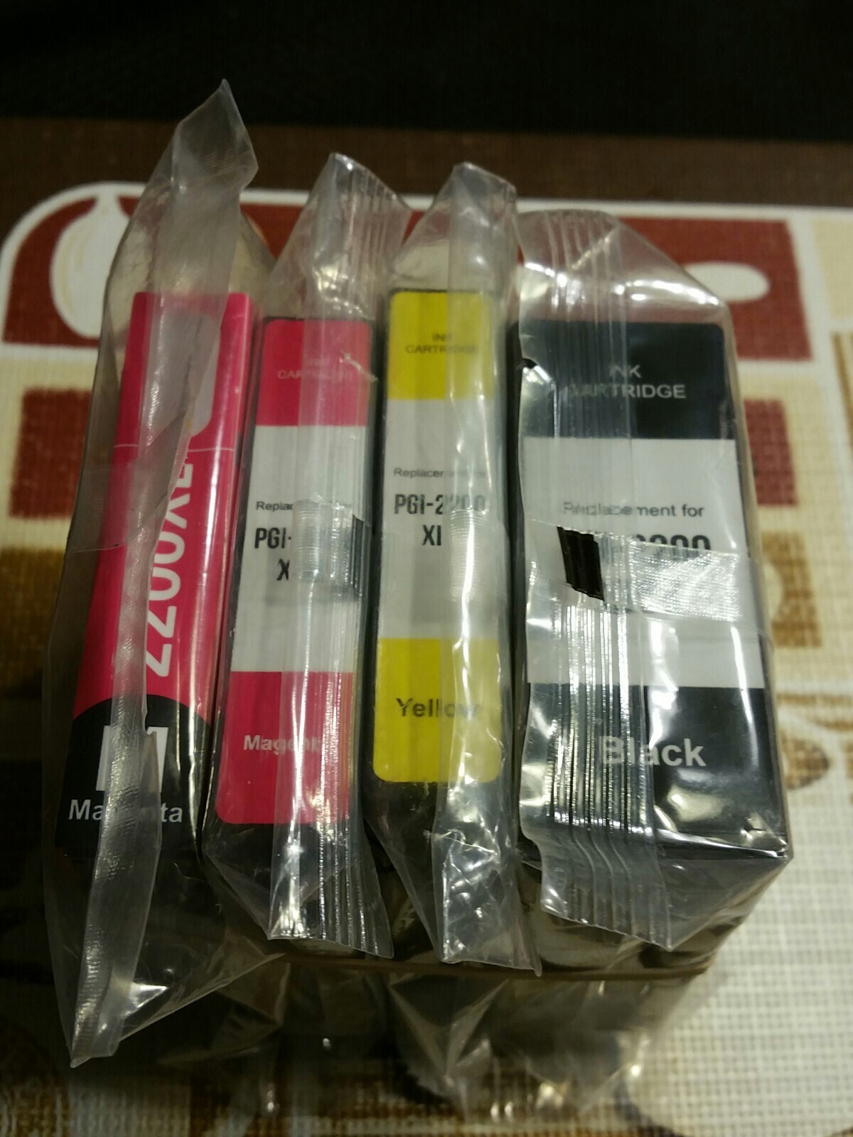 Lot of 4 Replacement Yellow, Black, Magenta x2 printer ink for PGI-2200 XL