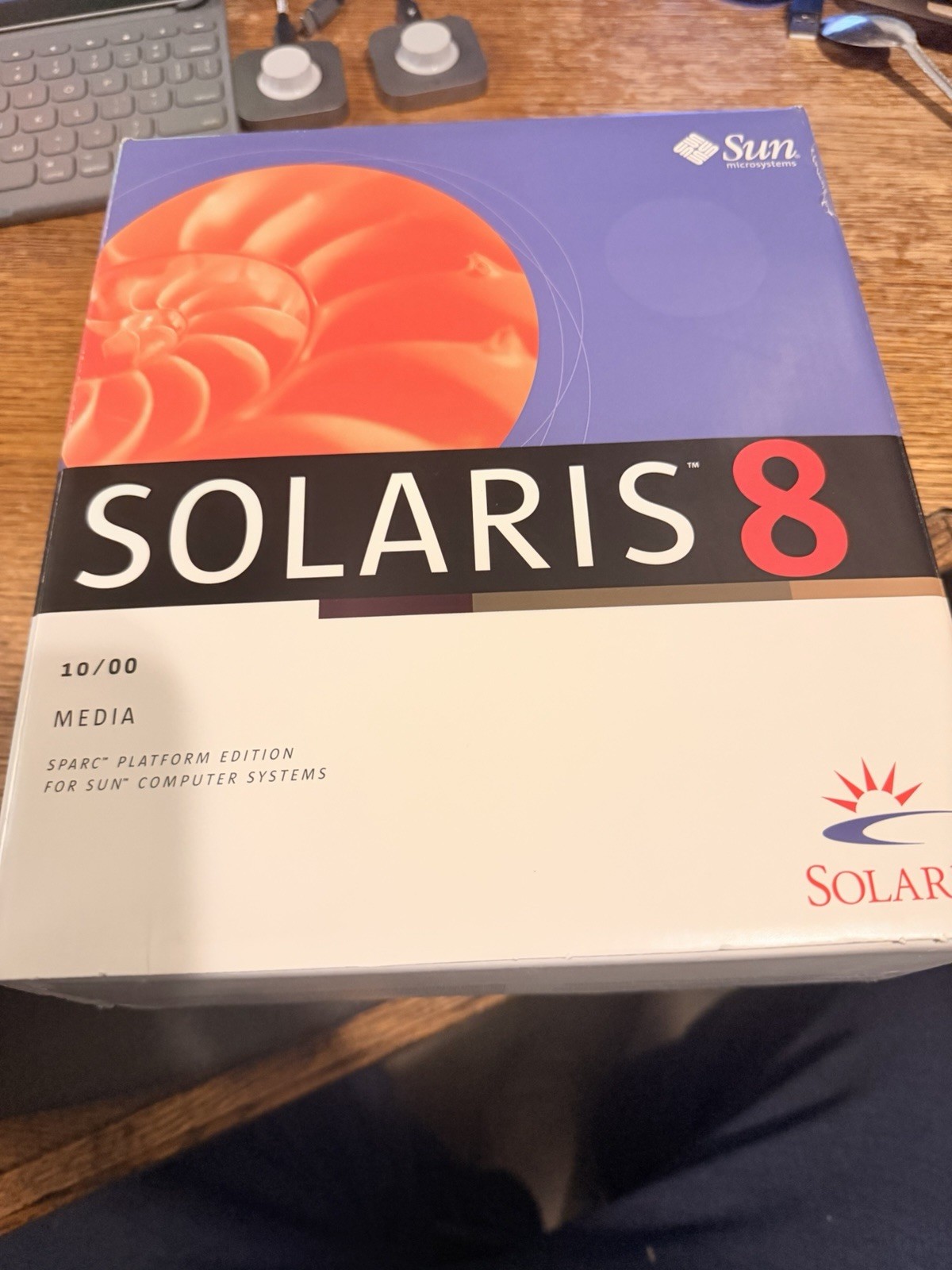 Sun Microsystems 2000 Solaris 8 Intel Edition 10/00 13CDs & Bonus Software