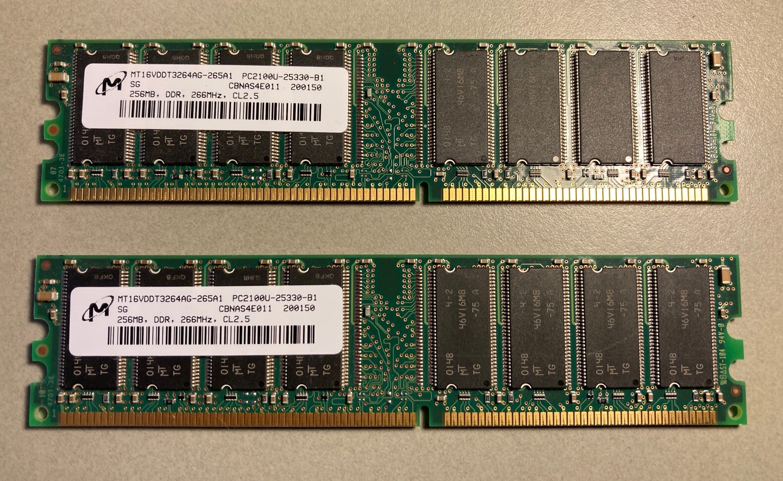 2 Micron RAM Memory Module MT16VDDT3264AG-265B1 PC2100U 256MB DDR 266Mhz