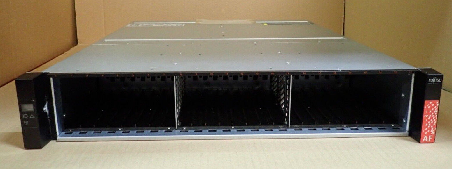 Fujitsu ETERNUS AF250 DE Drive Expansion 24x 2.5" SAS Bay 2x IOM12G FTS:ETFEADAU