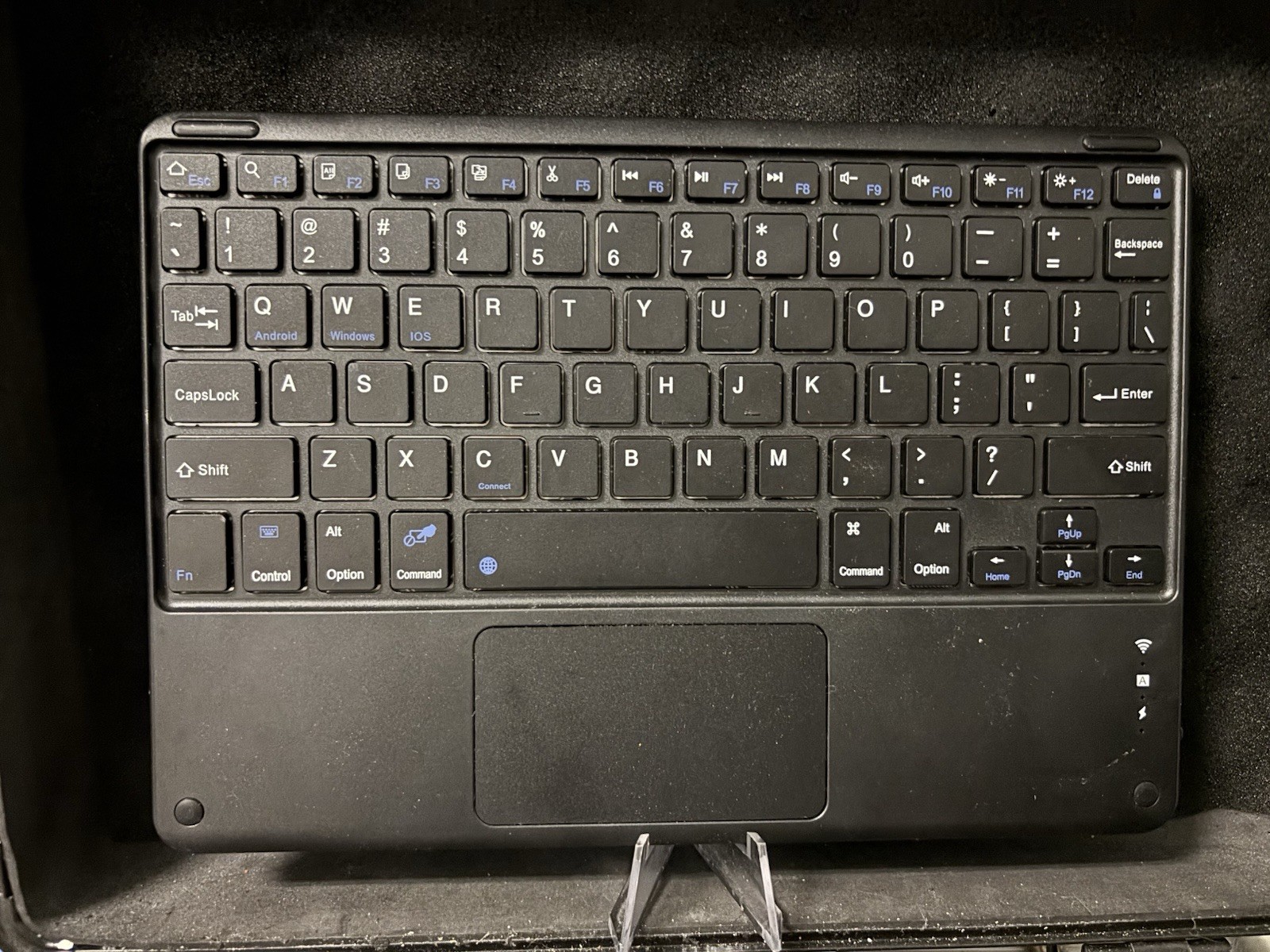 Wireless Bluetooth Keyboard Touchpad iPad iOS Android Windows Tablet Tested
