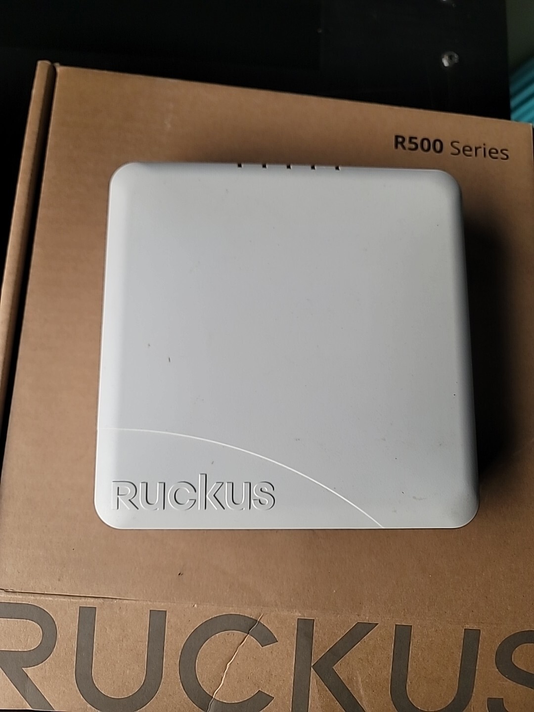 Ruckus 901R500US00 Wireless Access Point