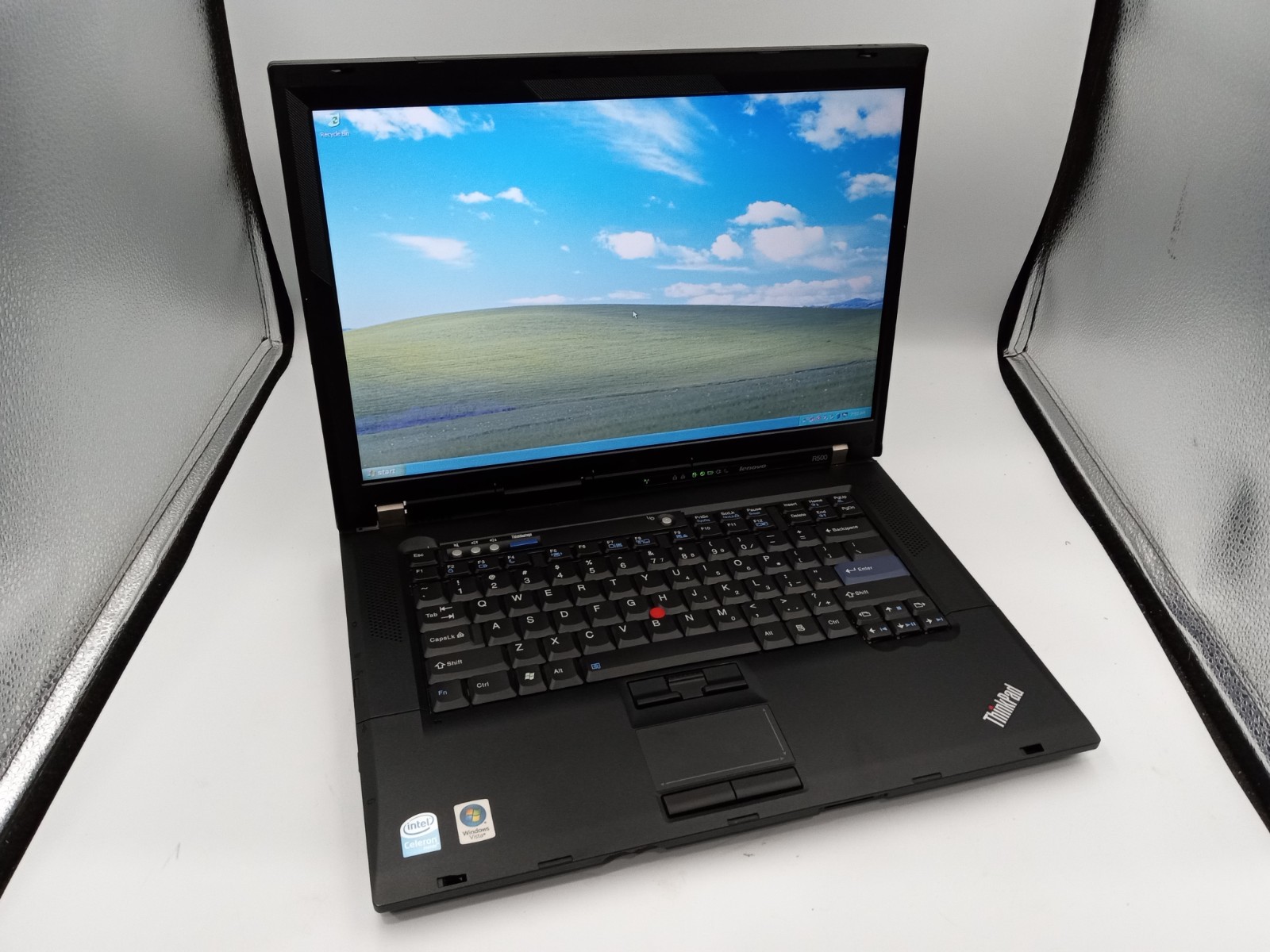 Lenovo ThinkPad R500 15" Laptop Intel Celeron 2GB RAM 500GB HDD Windows XP -RR