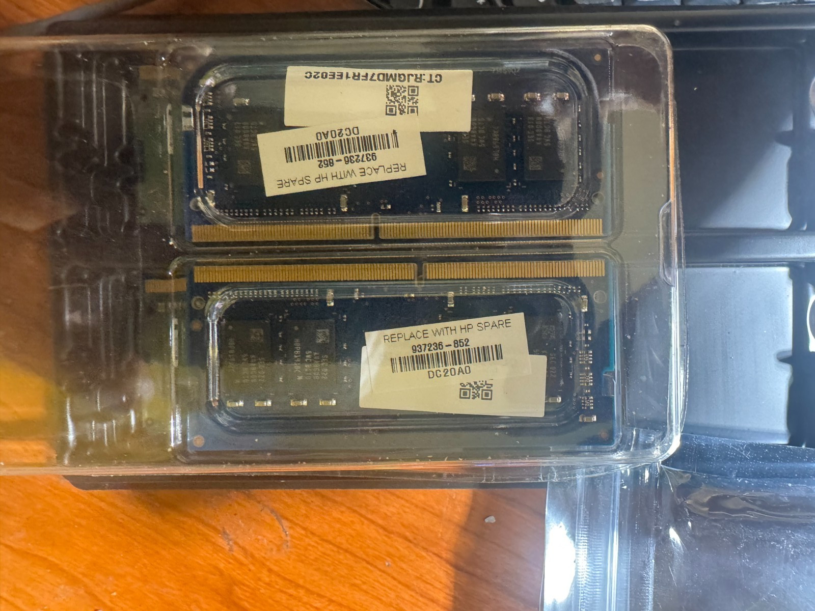 16gb GENUINE HP 2x 8GB 1RX8 PC4-2666V DDR4 SODIMM	MEMORY RAM 937236-852