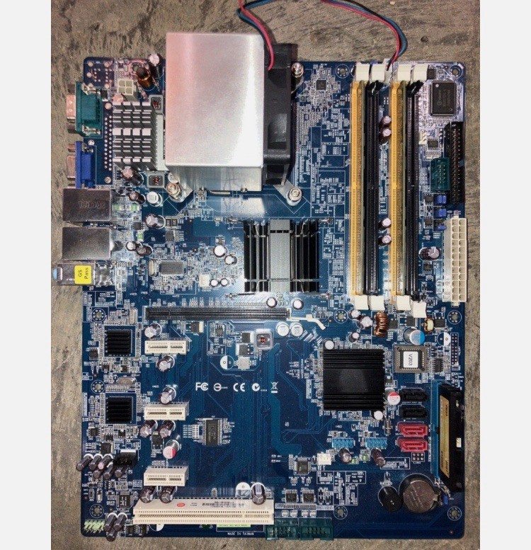 Advantech 08GSA945G20101 Motherboard With Pentium E5300, 2GB RAM CPU, & Heatsink
