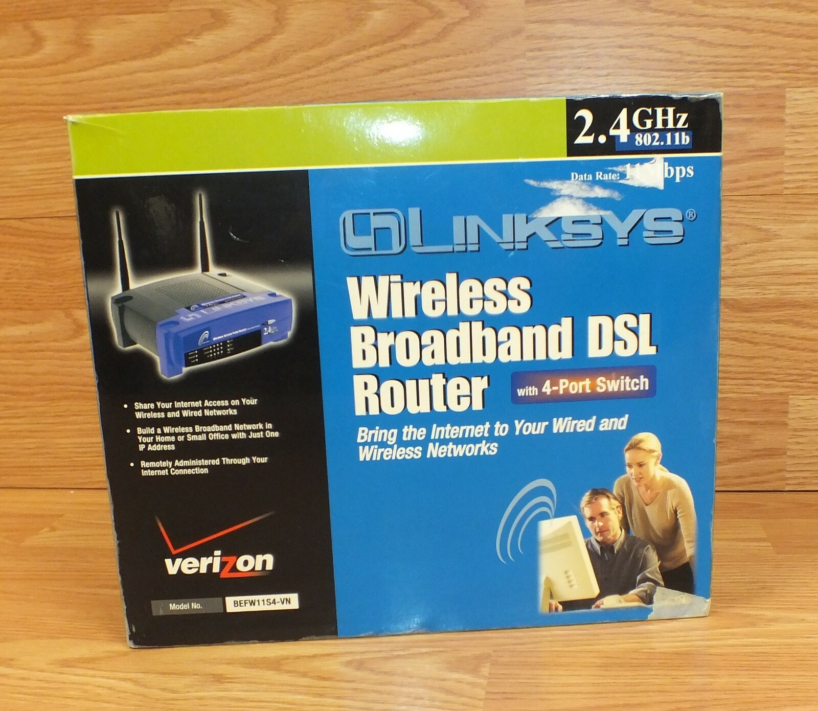 Linksys 2.4GHz (BEFW11S4-VN v2) Mbps 4-Port 10/100 Wireless B Router W/ 2 Cards 