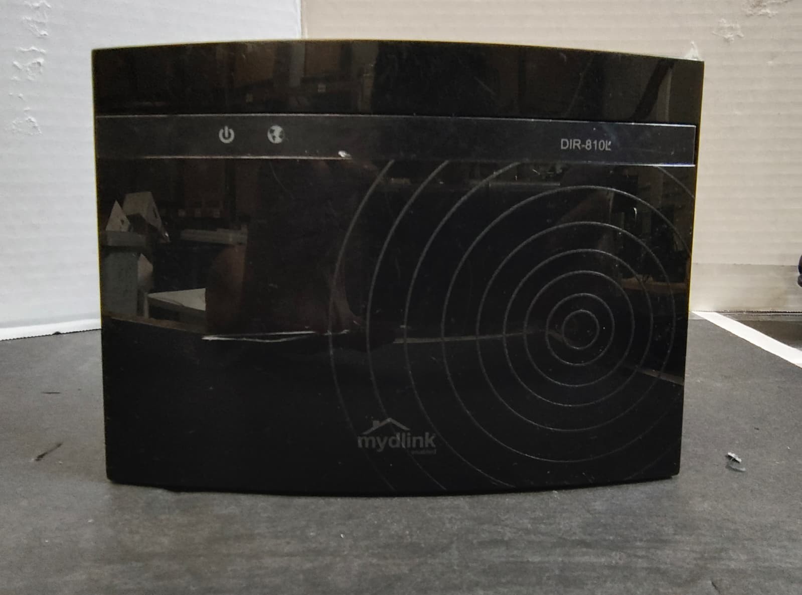 D-Link DIR-810L Wireless AC Dual Band Gigabit Router - 4 Port + mydlink (5B)