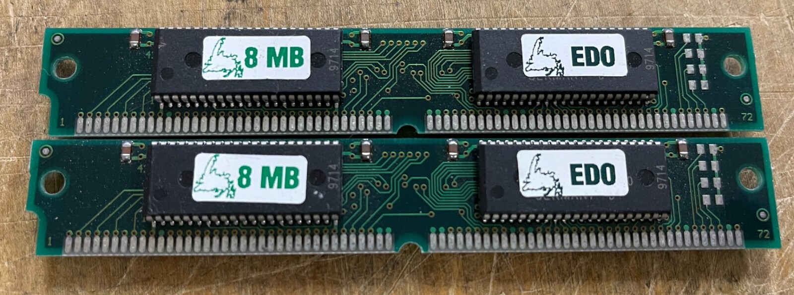 2 x SIEMENS 8MB EDO RAM Sticks