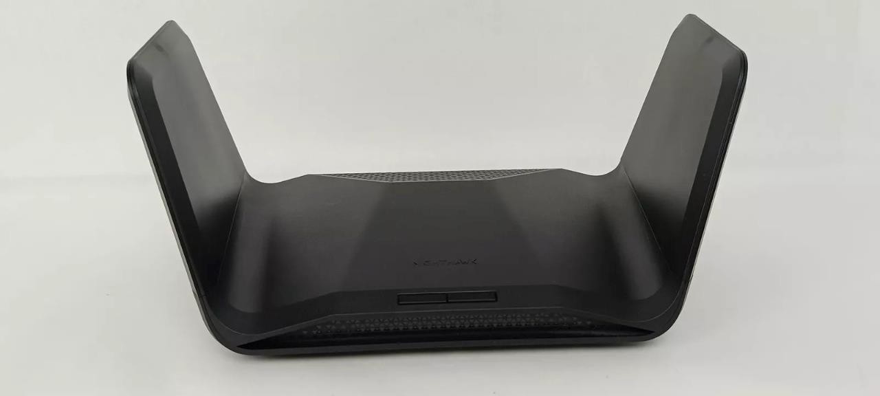 NETGEAR Nighthawk RAXE290 AXE7300 Tri-Band Wi-Fi Router IN ORIGINAL BOX