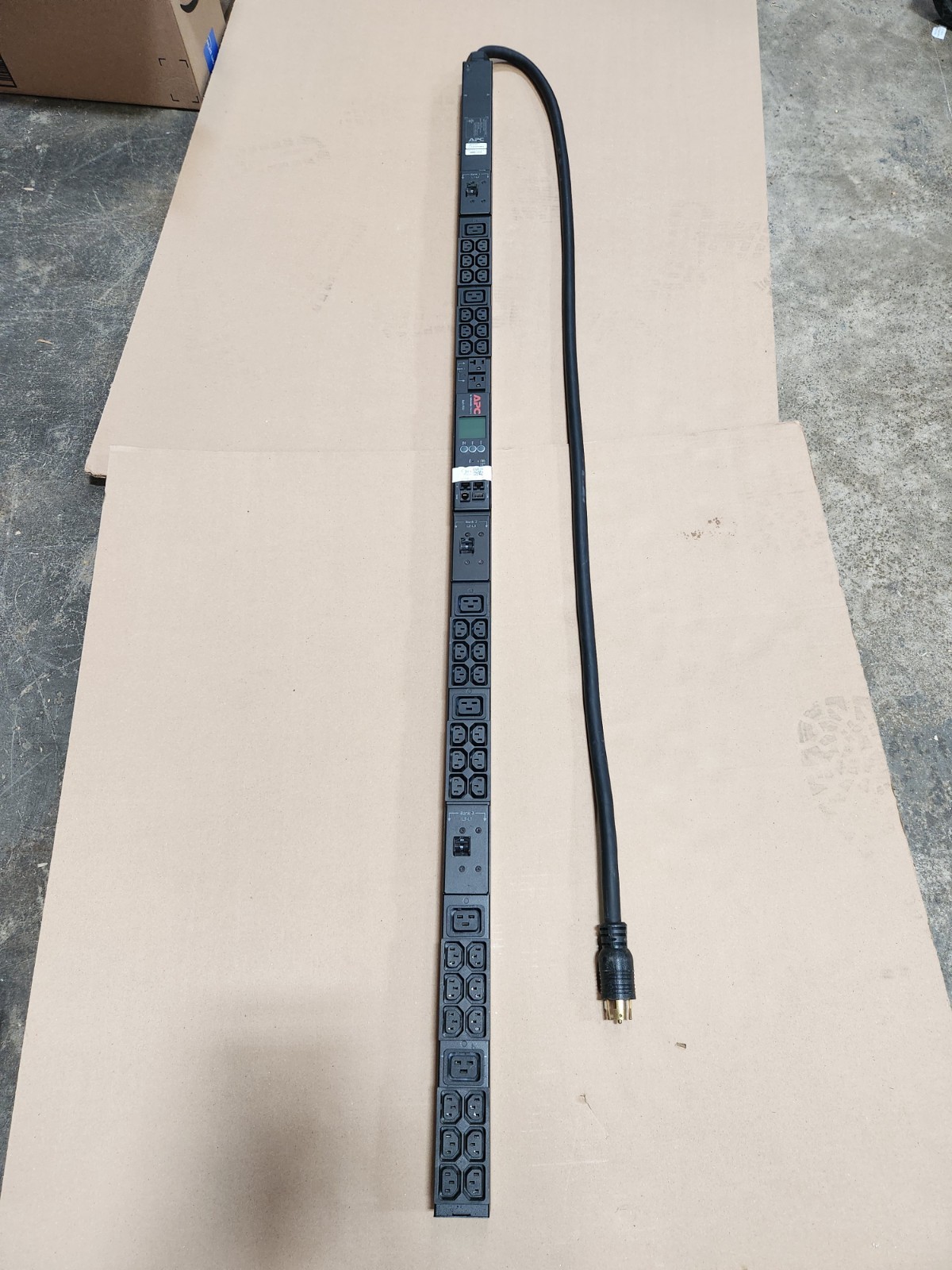 APC AP8865 NetShelter Metered Rack PDU 3Ph 8.6kW 208V 30A L21-30P 36 C13 6 C19