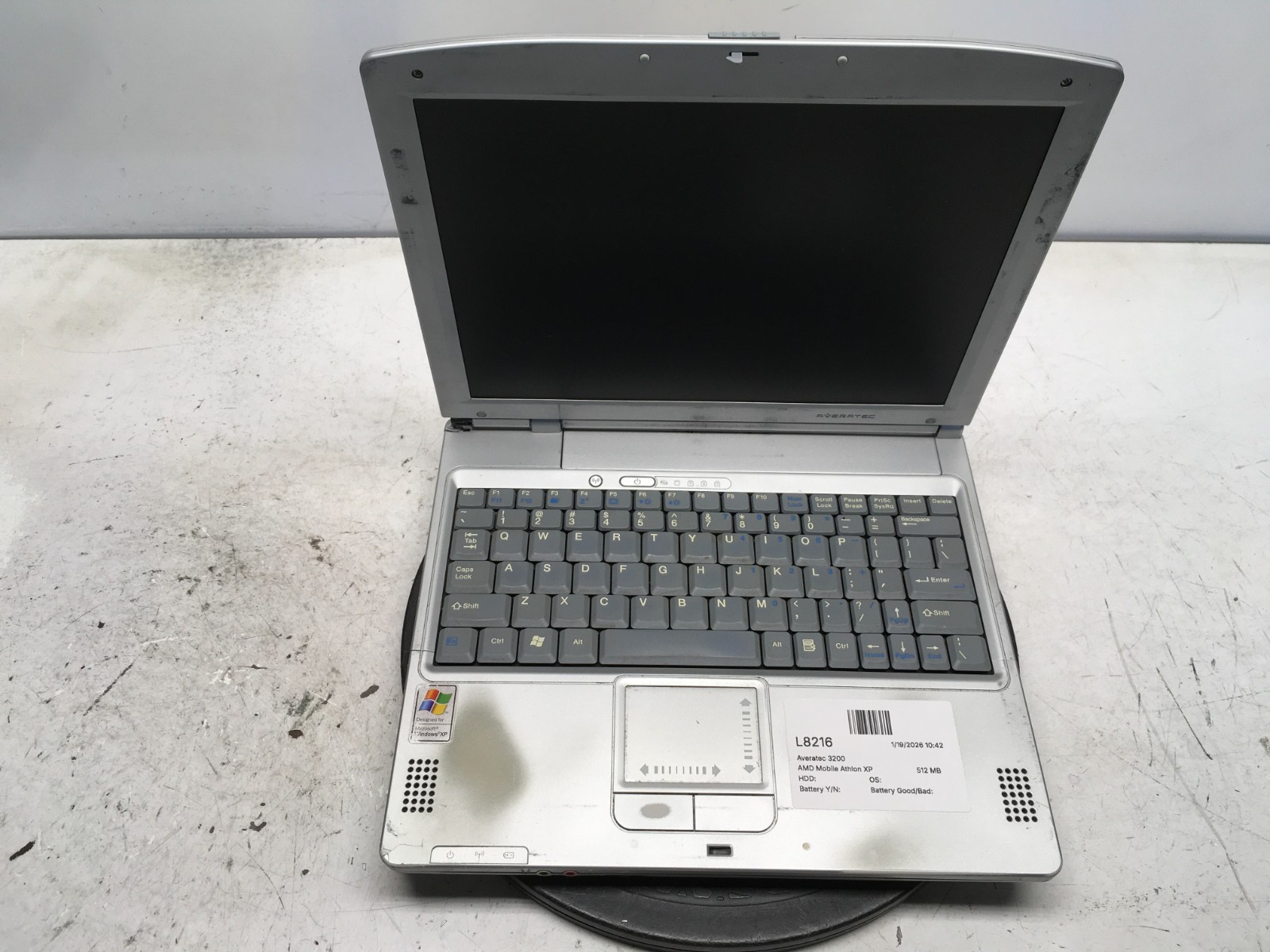 Averatec 3200 AMD Mobile Athlon XP  512 MB NO HDD