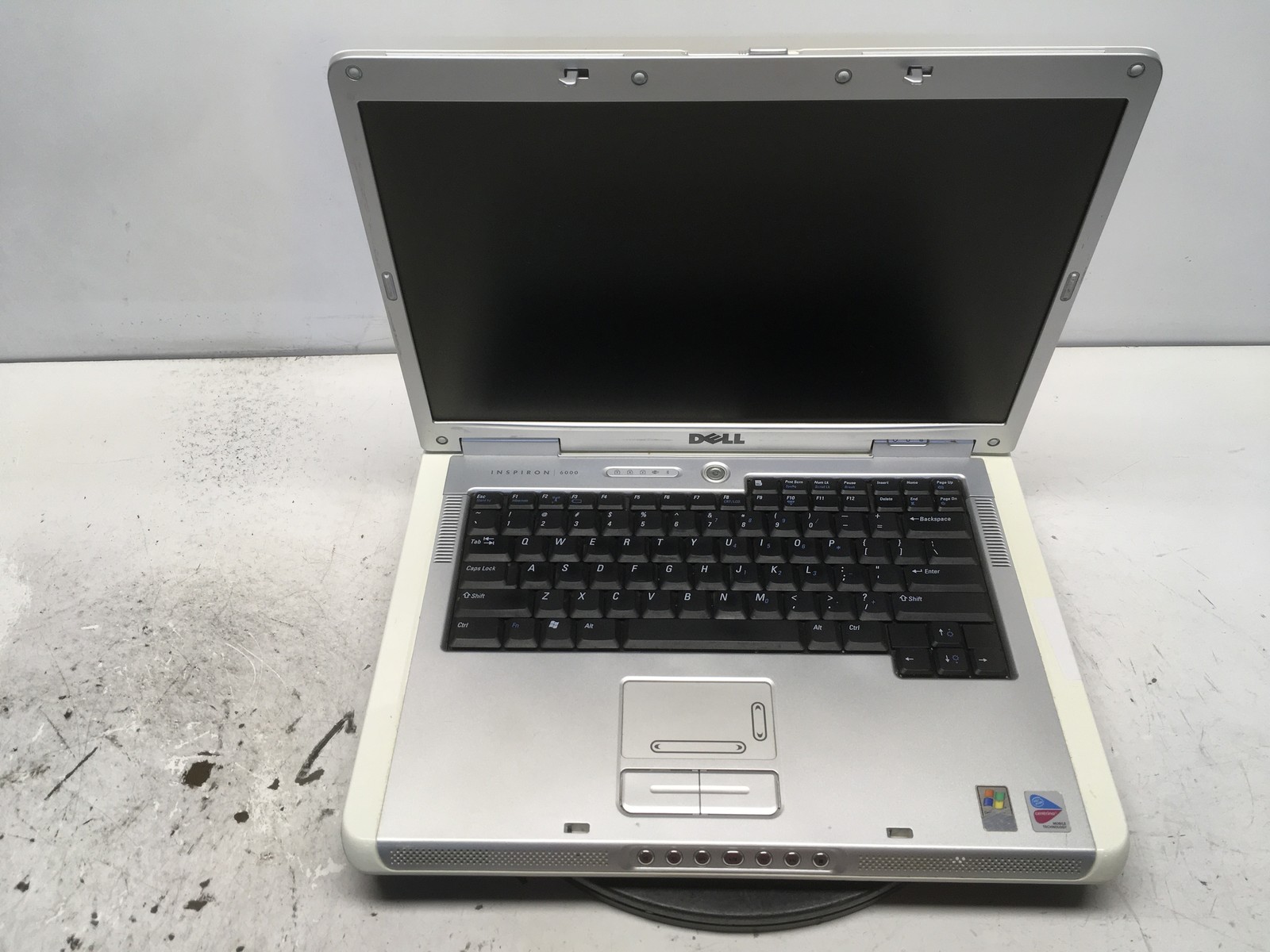 Dell Inspiron 6000 Intel Pentium M 06D8 1.7GHz 2 GB NO HDD No Batt