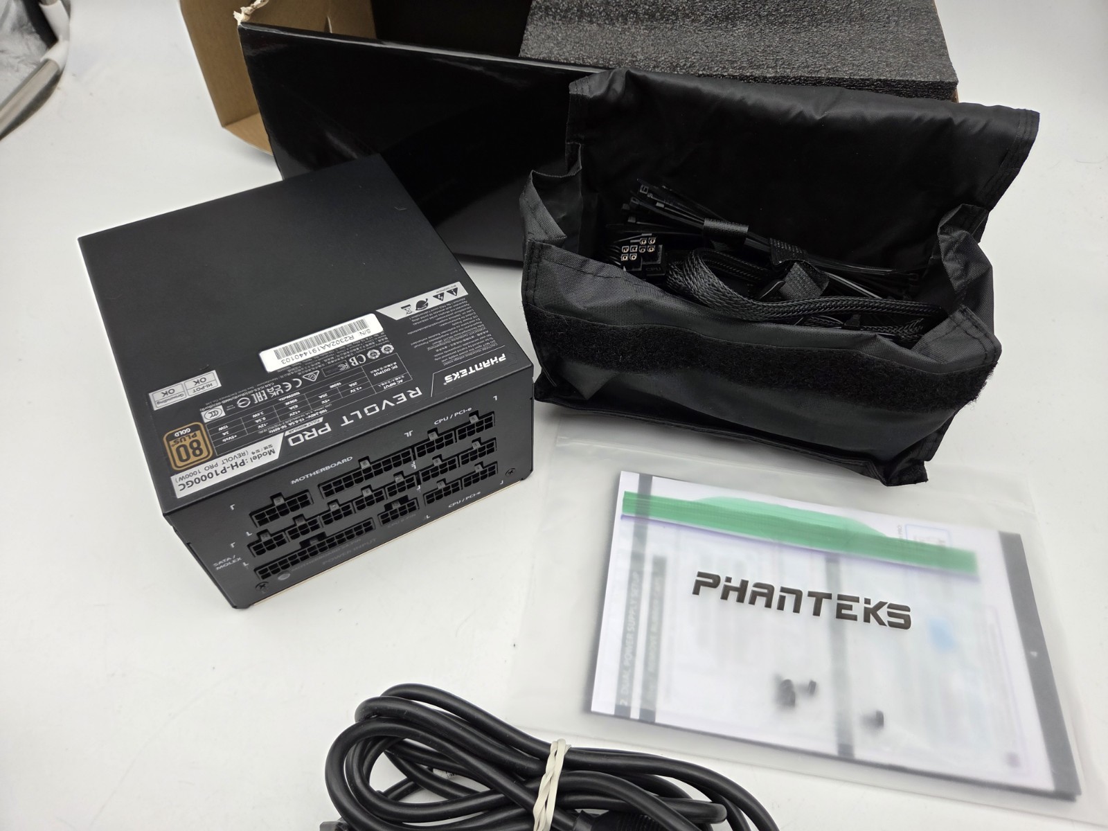 Phanteks Revolt Pro 1000W 80PLUS Gold Fully Modular PSU Power Supply