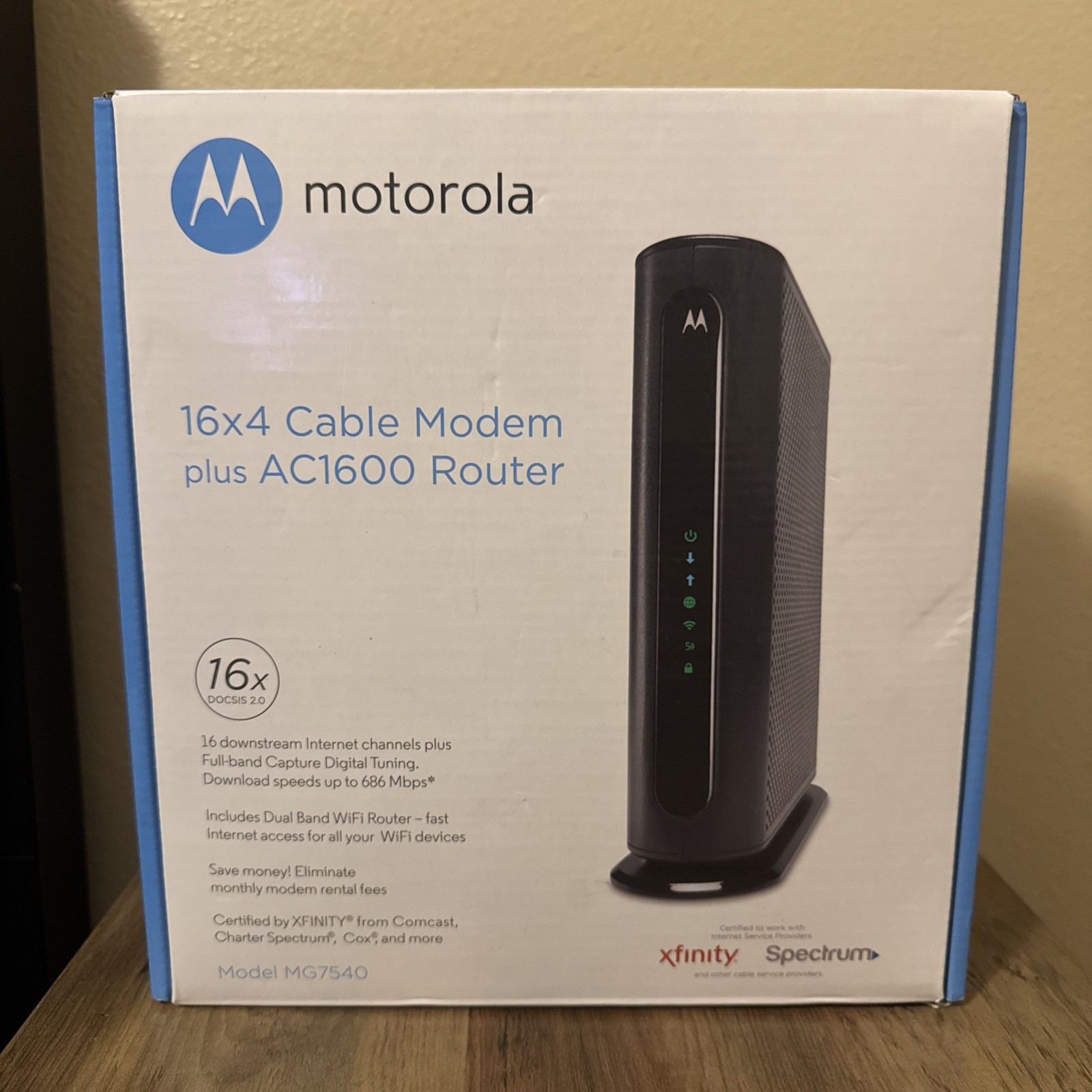 Motorola MG7540 Cable Modem-Router Combo AC1600 WiFi DOCSIS 3.0 New