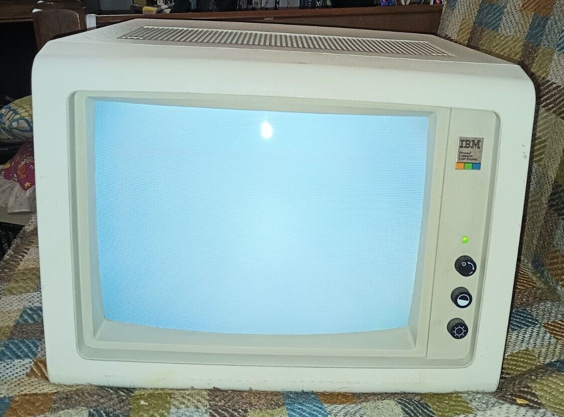 Vintage IBM 5153 Personal Computer Color Display Monitor Powers On Untested 80s