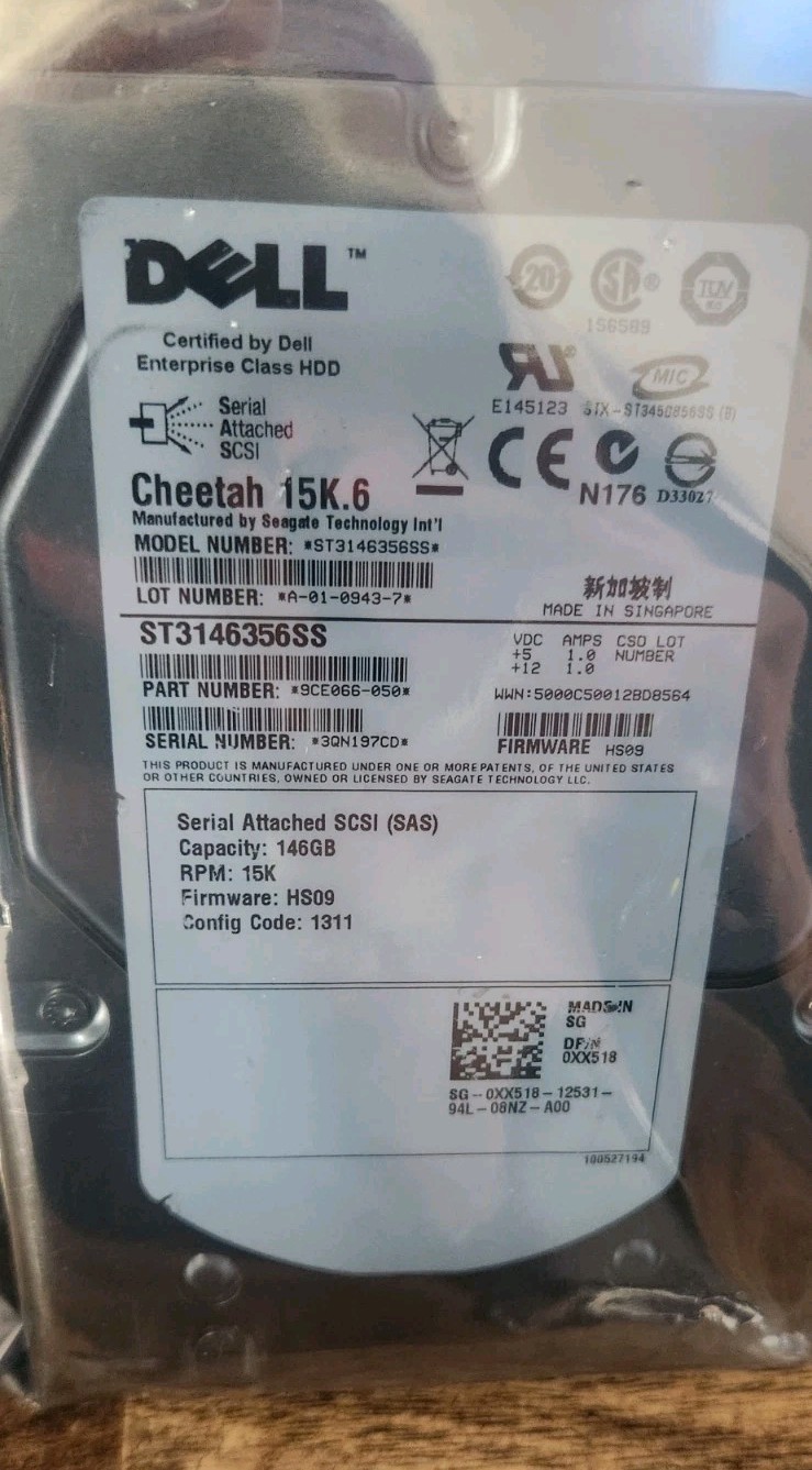 NEW DELL SEAGATE CHEETAH 15K.6 SAS HARD DRIVE XX518 ST3146356SS  NOS