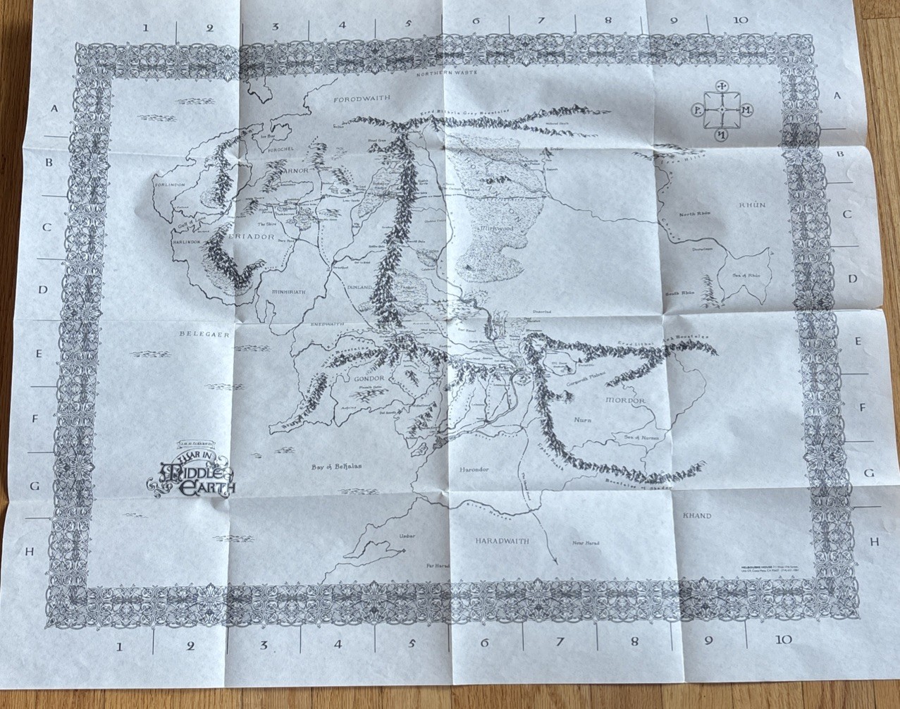 Vintage computer game War In Middle Earth. 3 Disk Set & J.R.R. Tolkien’s Map